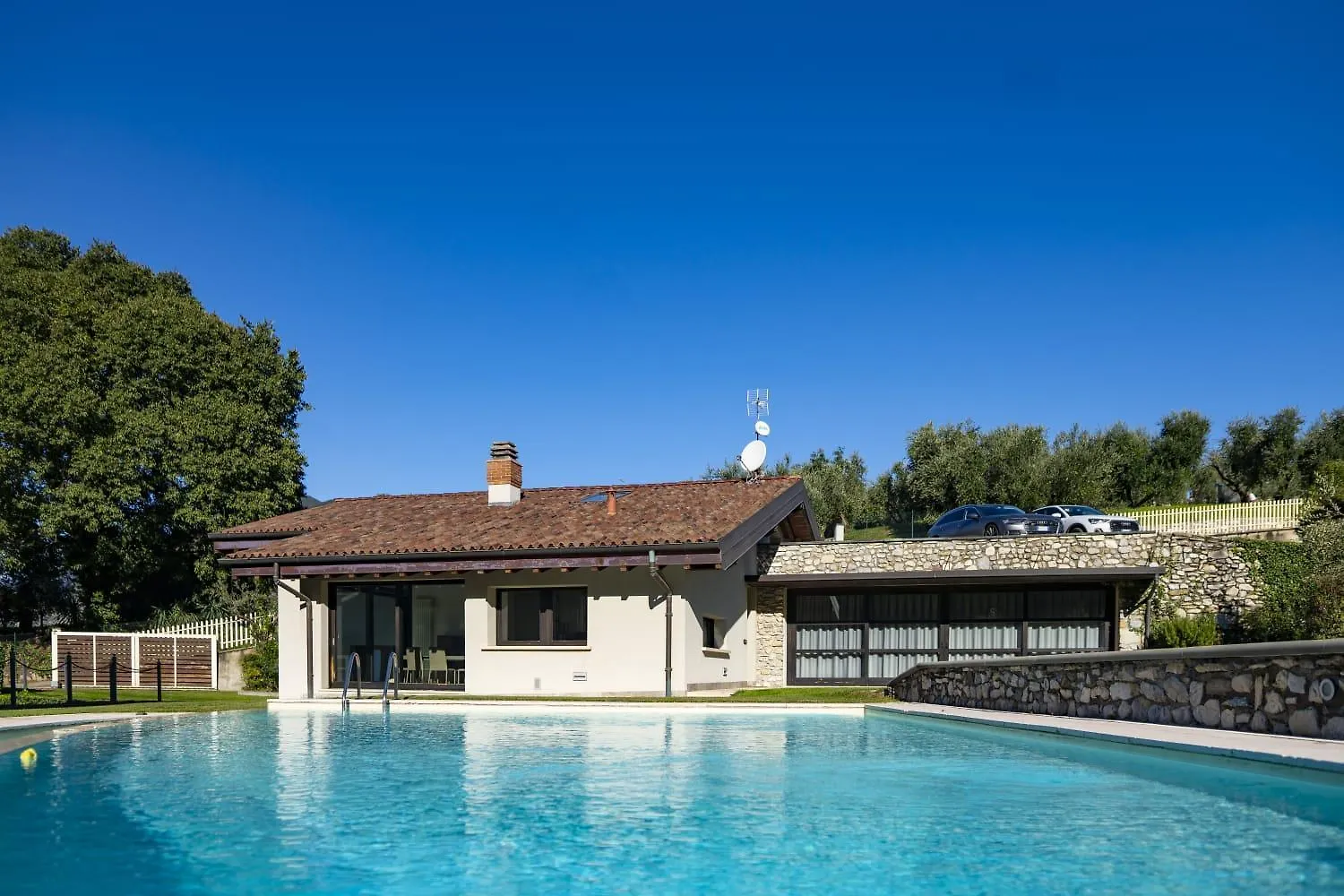 Villa Anna Lake View Pilzone Italy