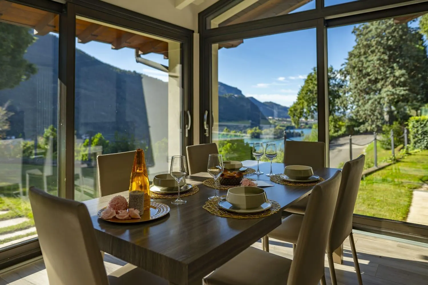 Villa Anna Lake View Pilzone