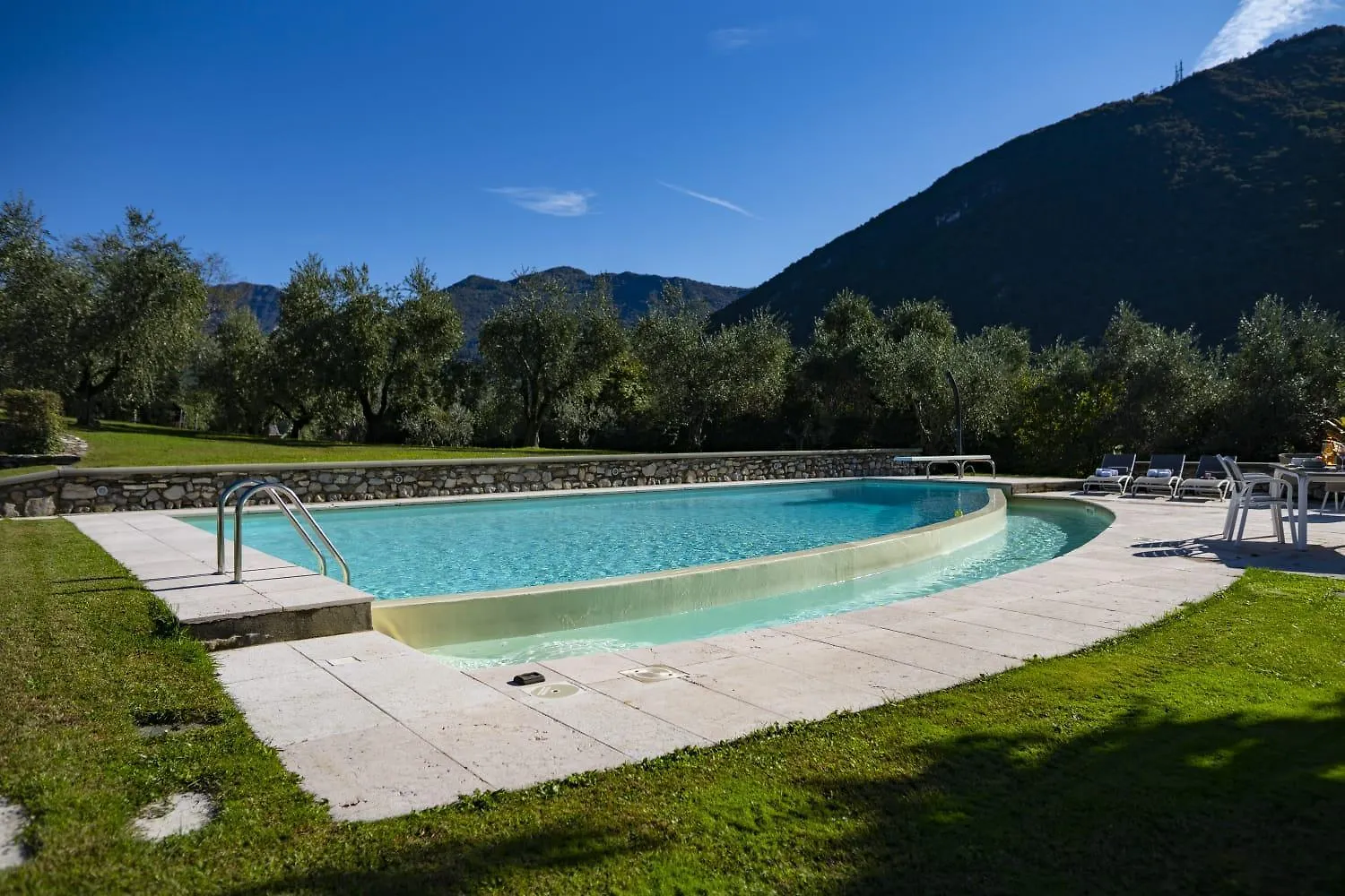 Villa Anna Lake View Pilzone