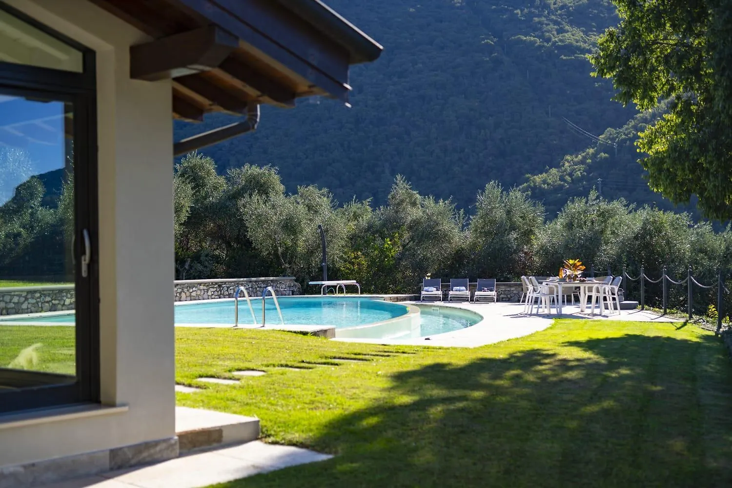 Villa Anna Lake View Pilzone Italy