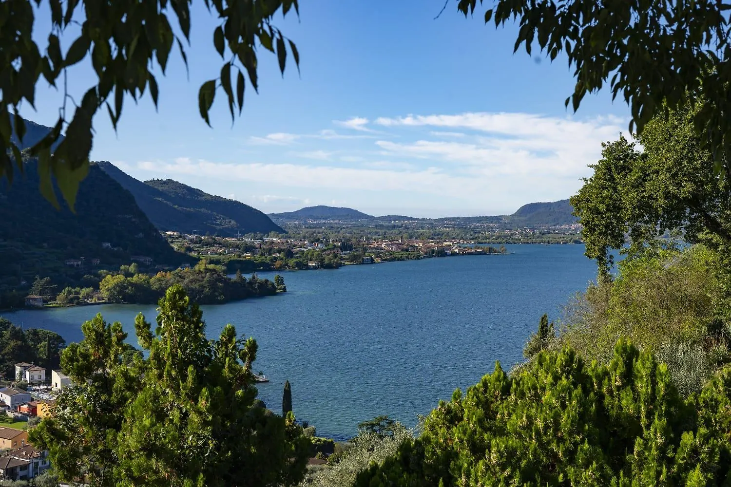 Villa Anna Lake View Pilzone 0*,  Italy