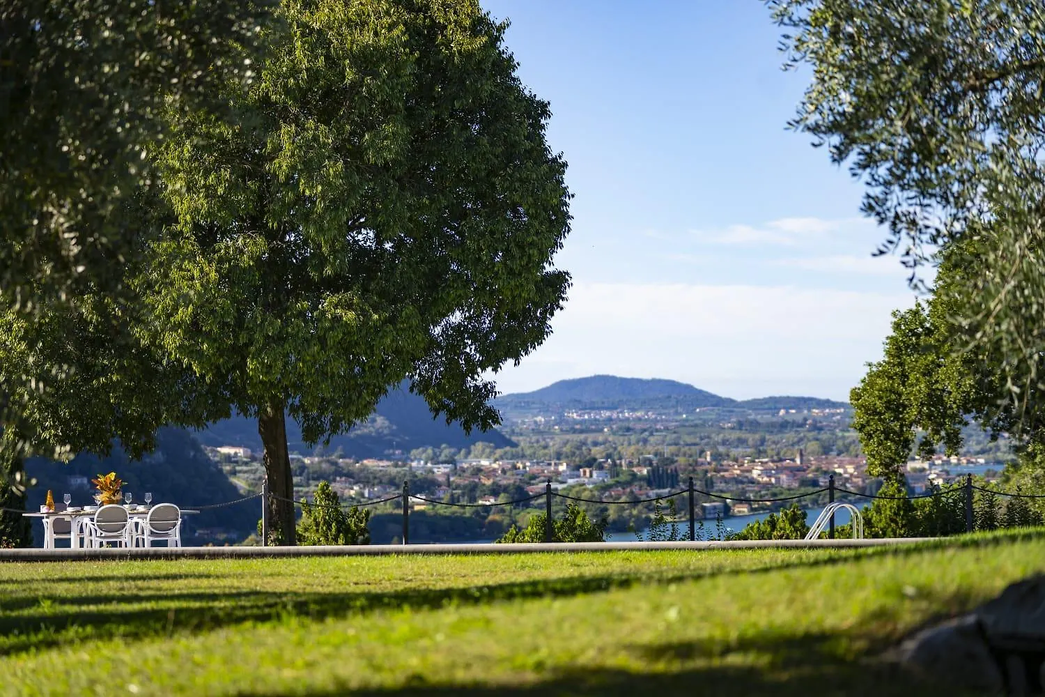Villa Anna Lake View Pilzone