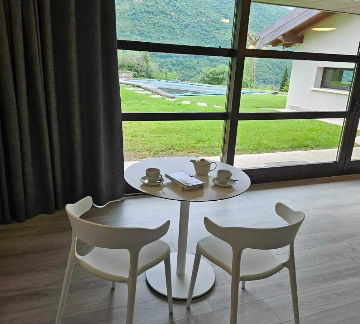 Villa Anna Lake View Pilzone