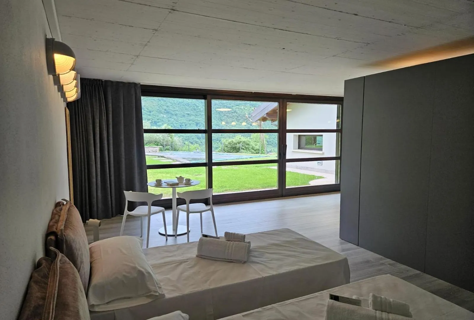 Villa Anna Lake View Pilzone Italy